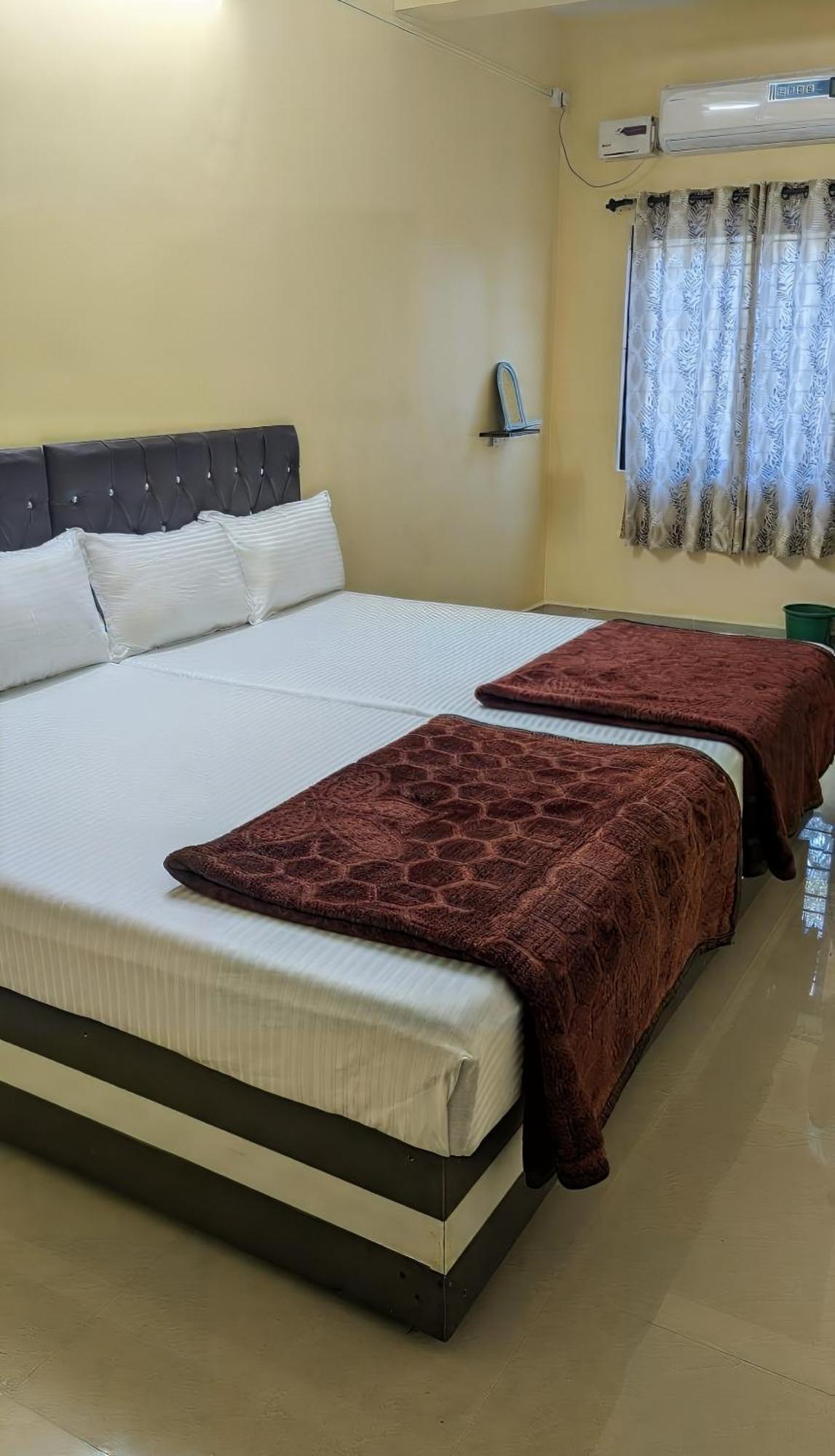 Kamath Inn Māvalli Esterno foto